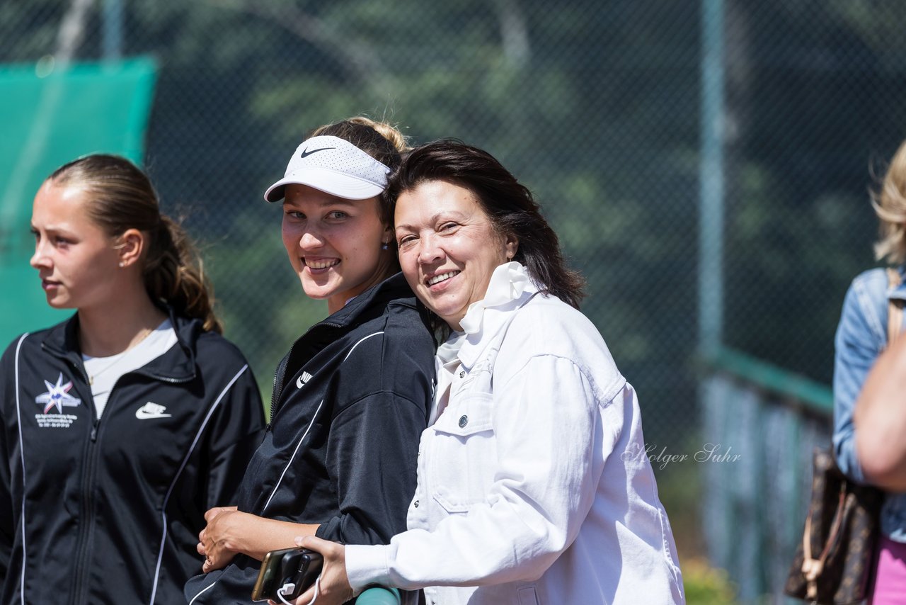 Anastasia Pribylova 20 - RL TC an der Schirnau - SV Zehlendorfer Wespen : Ergebnis: 9:0